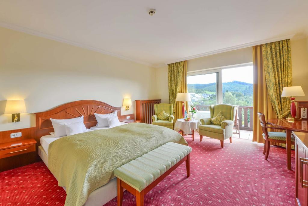 Deluxe Double Room Balcony,995306035:JPEG